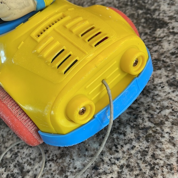 Vintage DISNEY DONALD DUCK pull toy - Picture 3 of 10